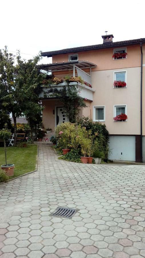 Apartma Meta Radovljica Buitenkant foto